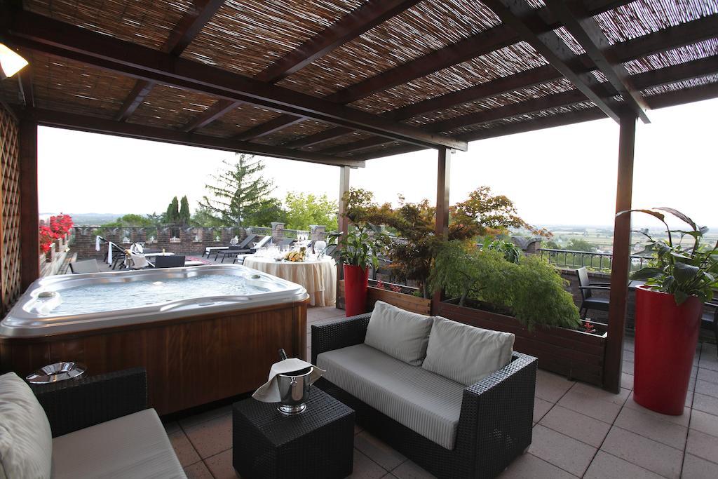 Locanda Al Castello Wellness Resort Чивидале-дель-Фриули Экстерьер фото
